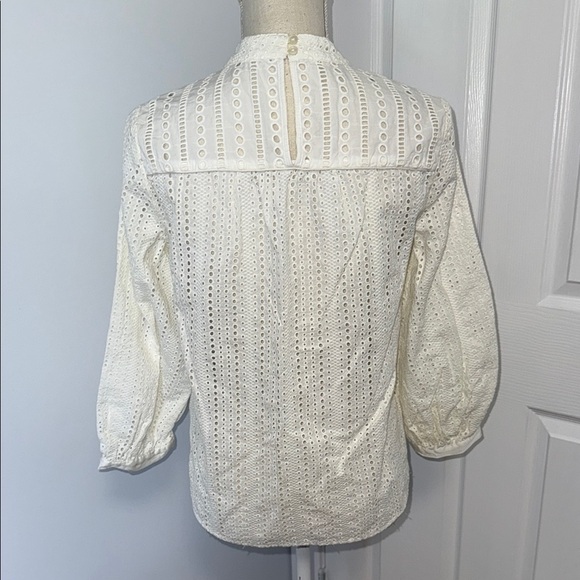 Banana Republic White Eyelet Blouse - Picture 3 of 5